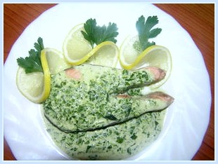 Рецепт лосося под соусом из шпината